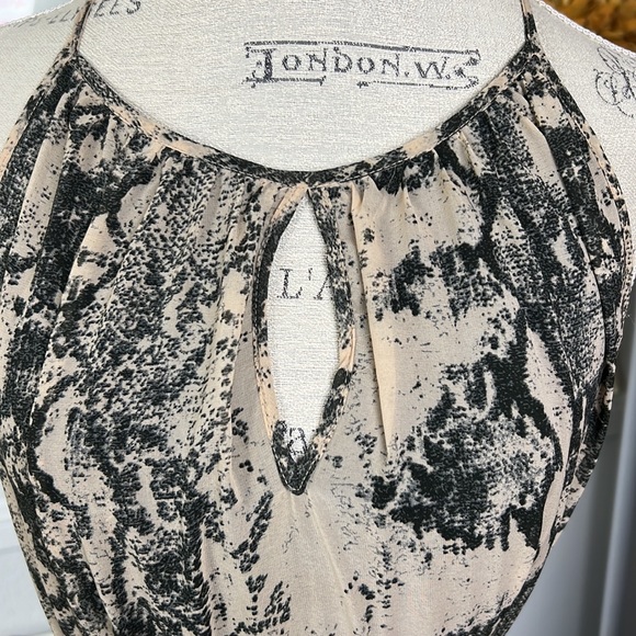 Motherhood Maternity maxi dress, sleeveless snake animal print size M Chiffon - Picture 4 of 13